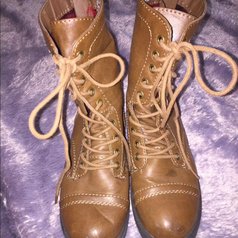 Brown and plaid lace up boots